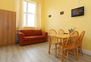 McNean suite dining area