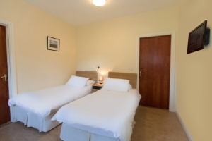 Melvin suite beds